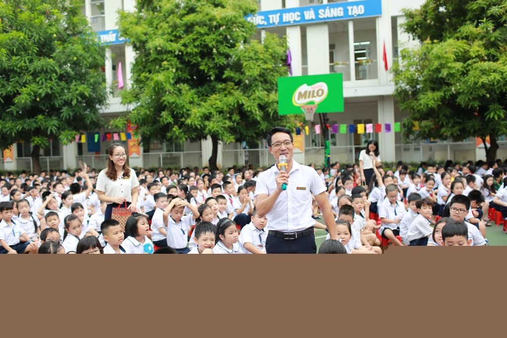 Thầy giáo trẻ và “chiến thuật” những viên kẹo ngọt ngào